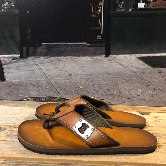 🍺🌞😎 Genuine Leather Sandals with Bottle Openers - Picture 3 of 6